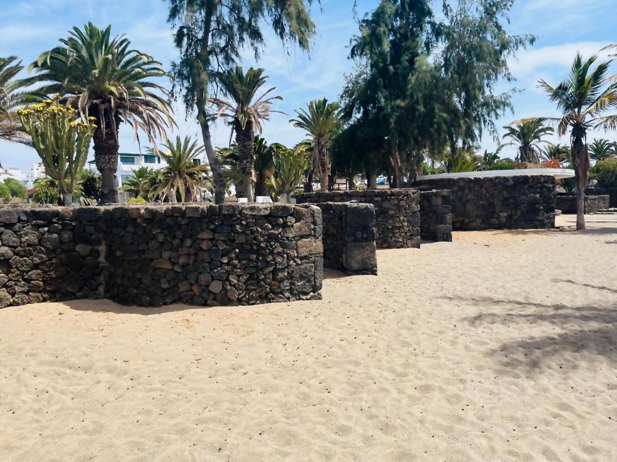 Trinity House En Playa Bastian Villa Costa Teguise Exterior photo
