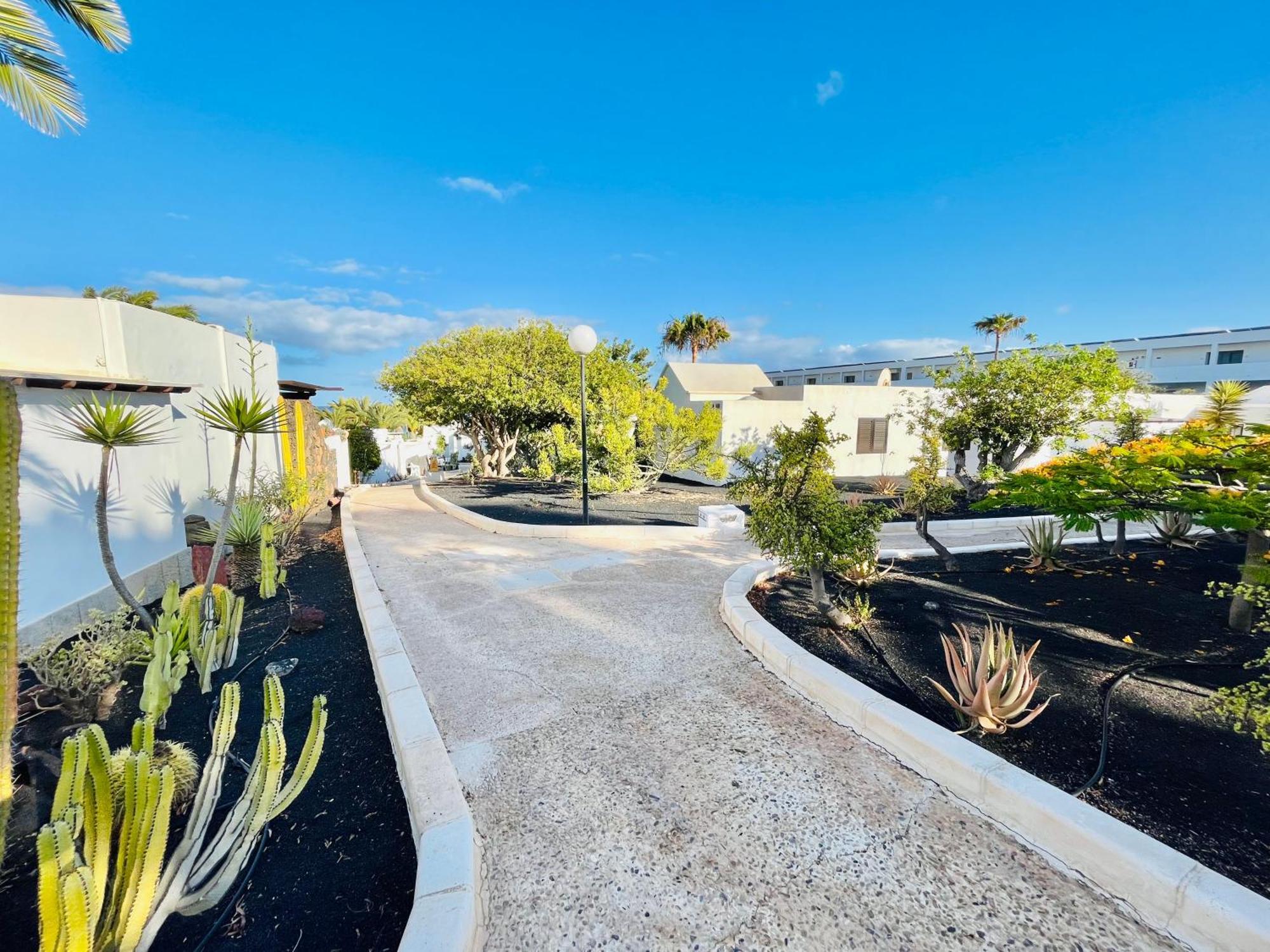 Trinity House En Playa Bastian Villa Costa Teguise Exterior photo